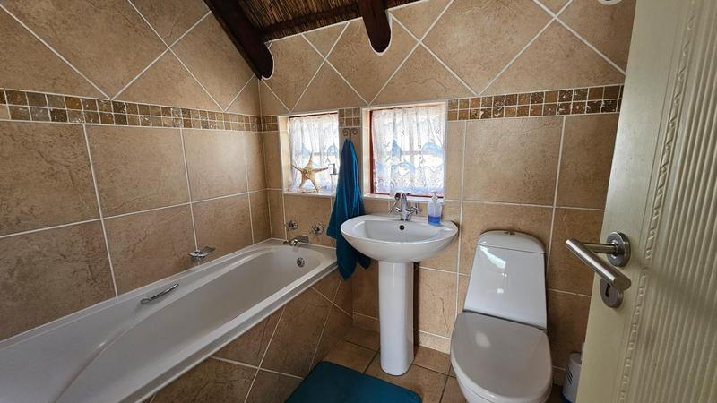 3 Bedroom Property for Sale in Dwarskersbos Western Cape